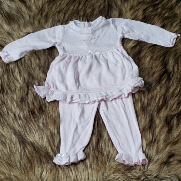 FAO sweater outfit - Picture 2 of 8